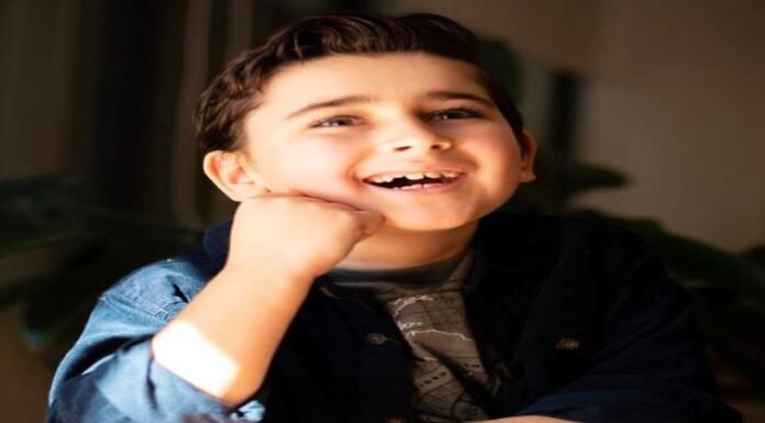 Conheça a trajetória artistica do cantor, ator e modelo mirim Junior Dmais, o eterno bebê da novela Chiquititas.