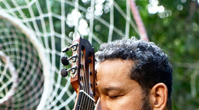 Poeta e Rezador Lelei Júnior apresenta o seu trabalho nos Festivais de “Música Medicina” pelo Brasil