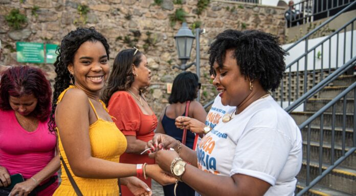 *Caruru do Alvorada lota largo no Pelourinho* _Exposição de Matriz Africana inicia comemorações dos 48 anos do bloco_